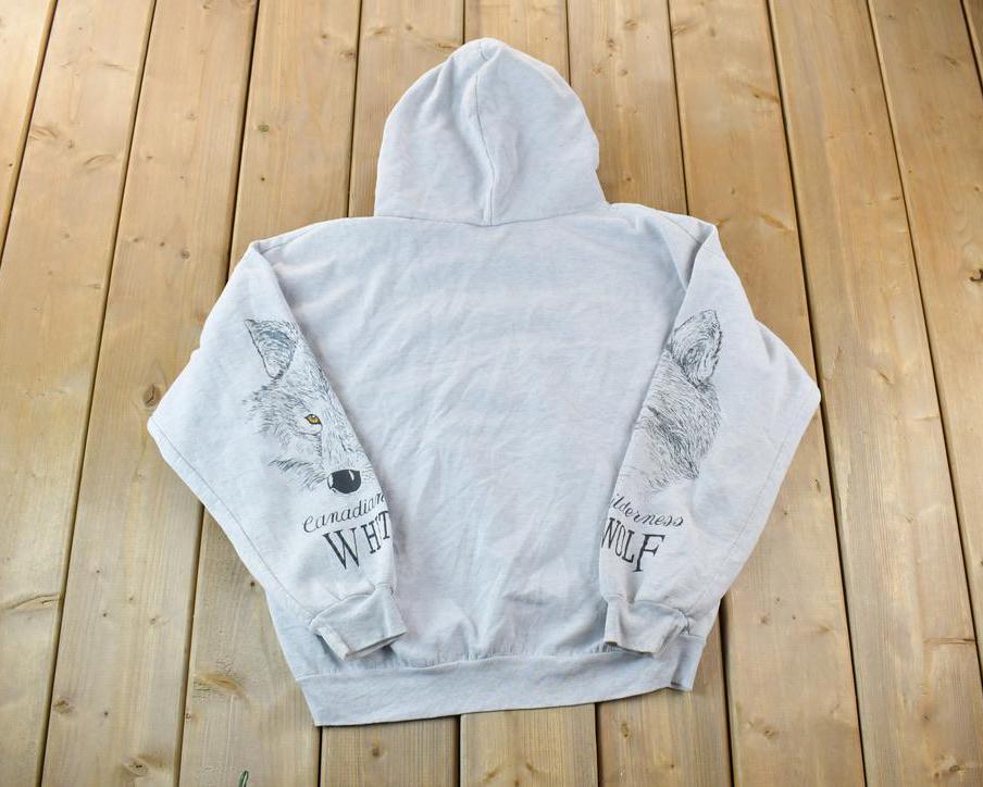 Vintage 1990s Canadian Wilderness White Wolf Outdoorsman Crewneck Sweatshirt