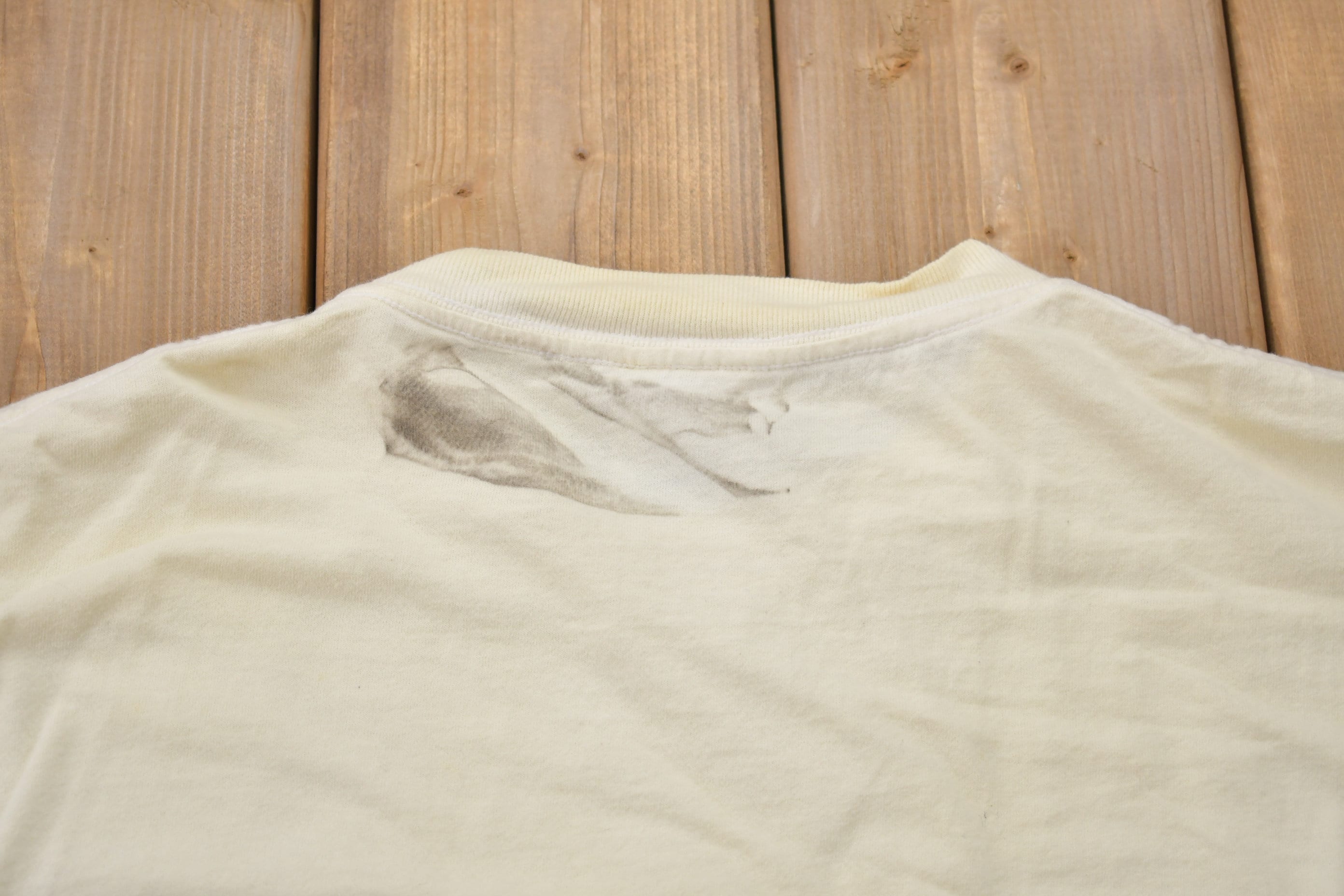 Vintage 1990s Nike Middle Swoosh Big Graphic T-Shirt