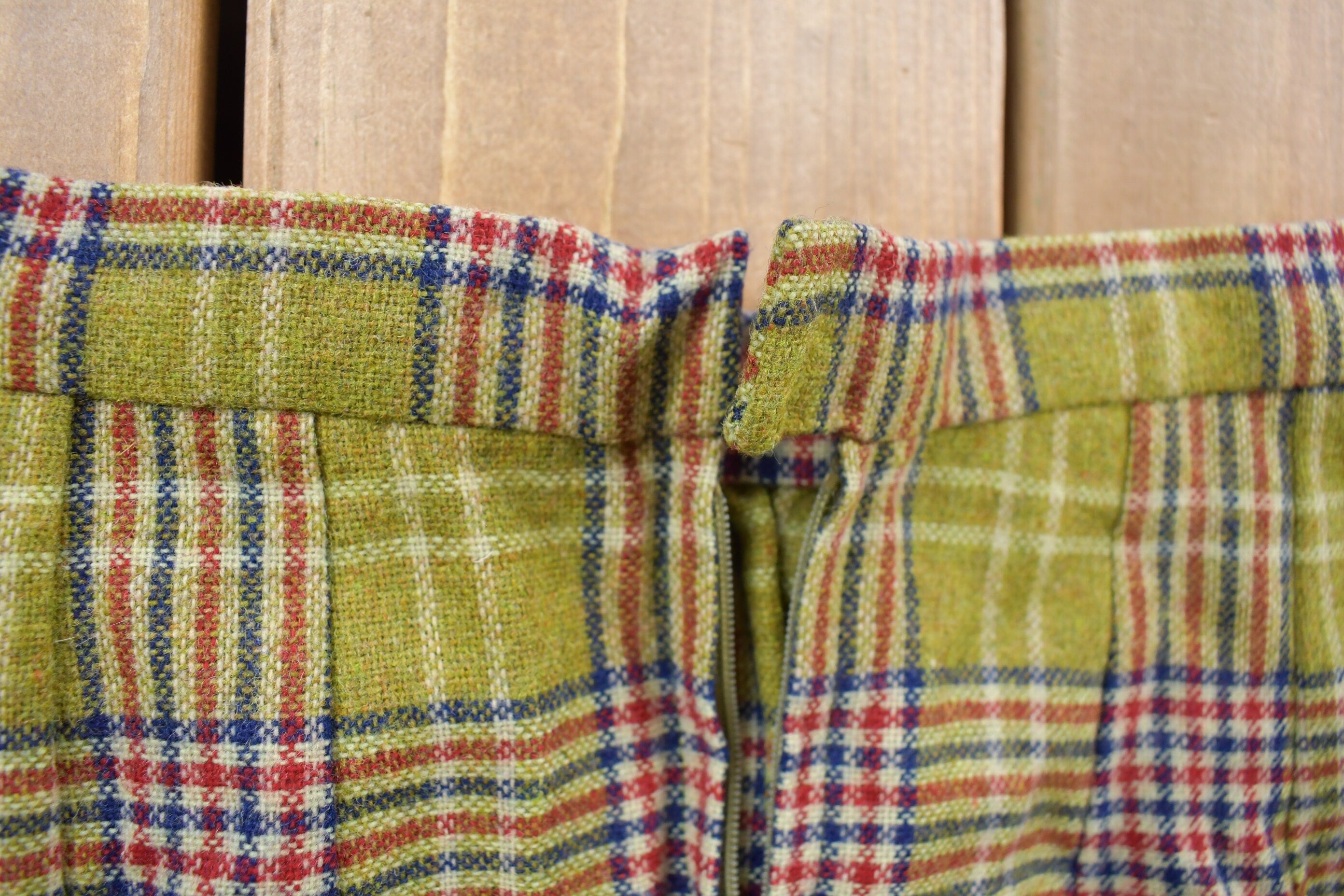 Vintage 1970s Plaid Long Skirt Size 24 x 28