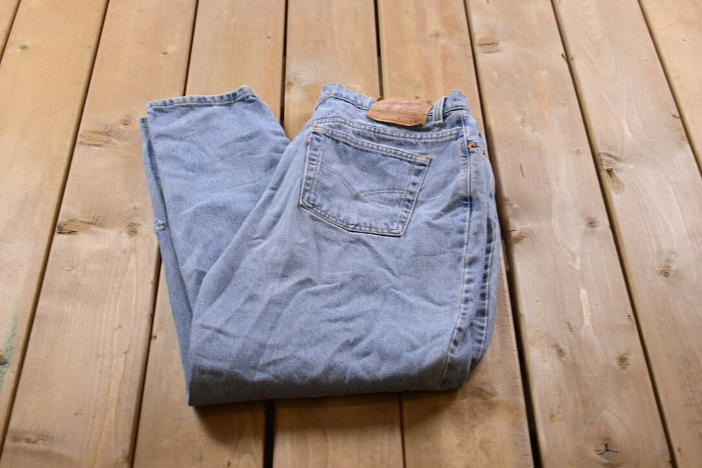 Vintage 1990s Levi's 550 Red Tab Denim Jeans Size 34 x 31