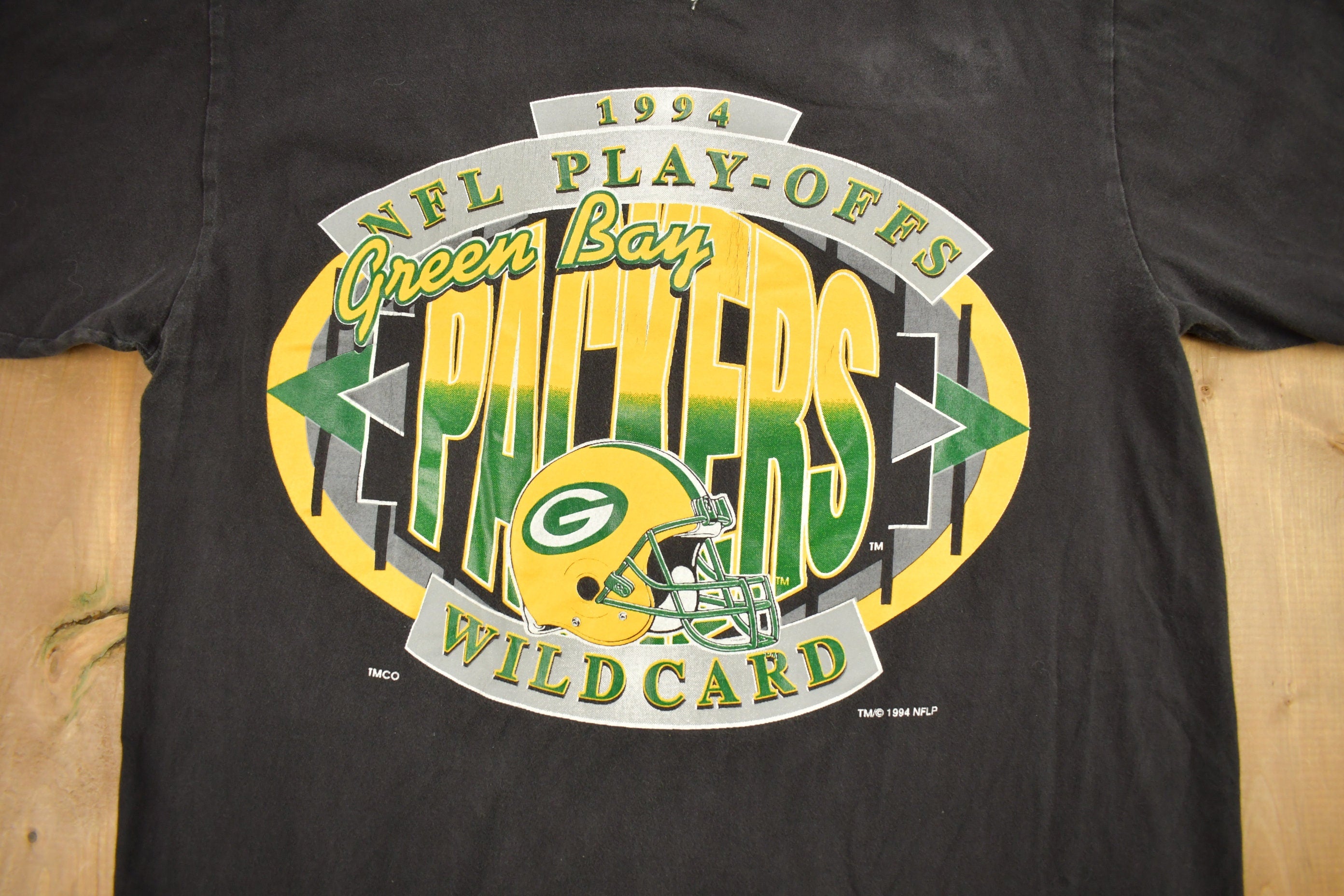 Vintage 1994 Green Bay Packers NFL Playoffs Wild Card Graphic T-Shirt