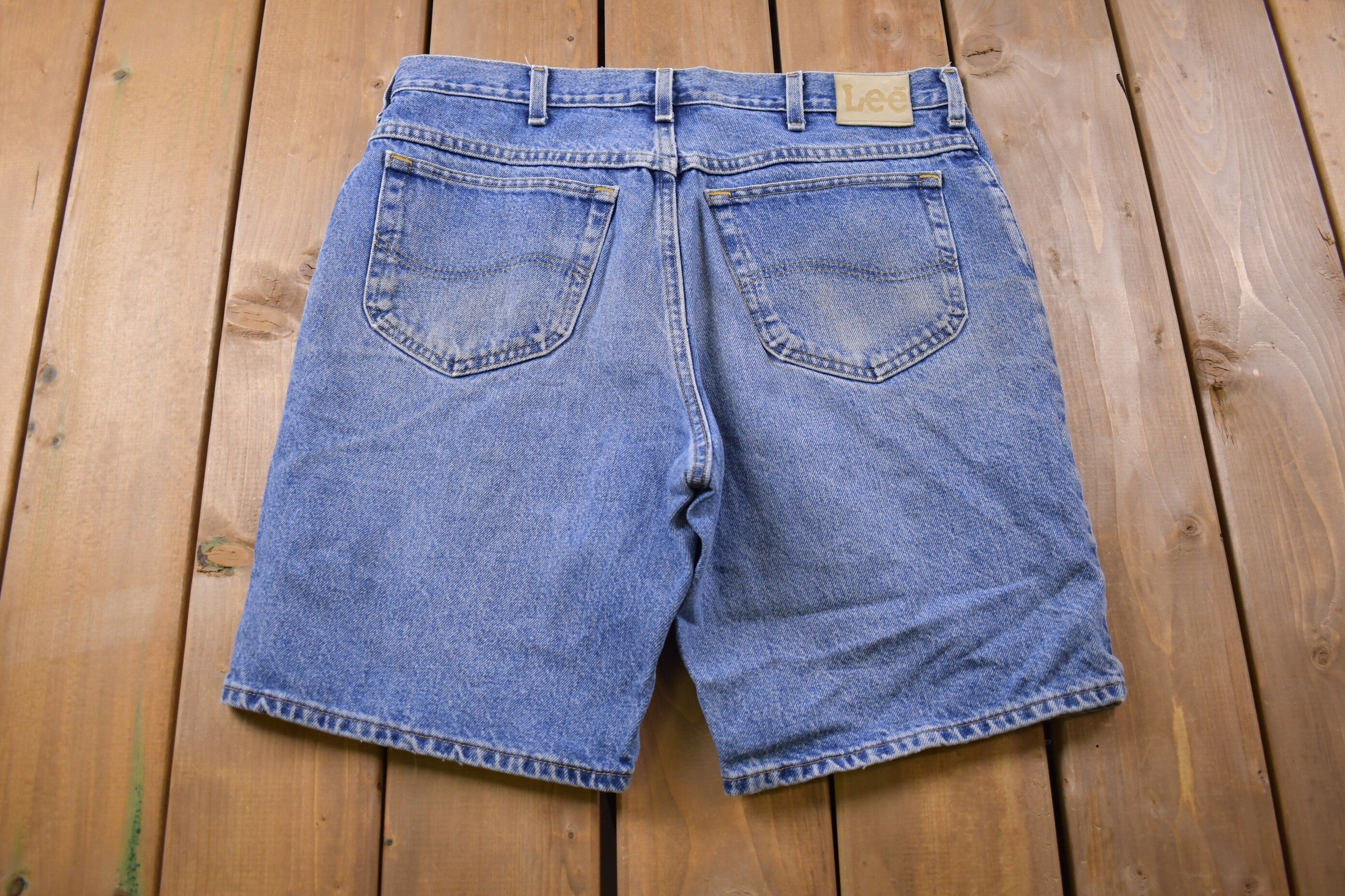 Vintage 1990s Lee Blue Jean Shorts 36 x 8