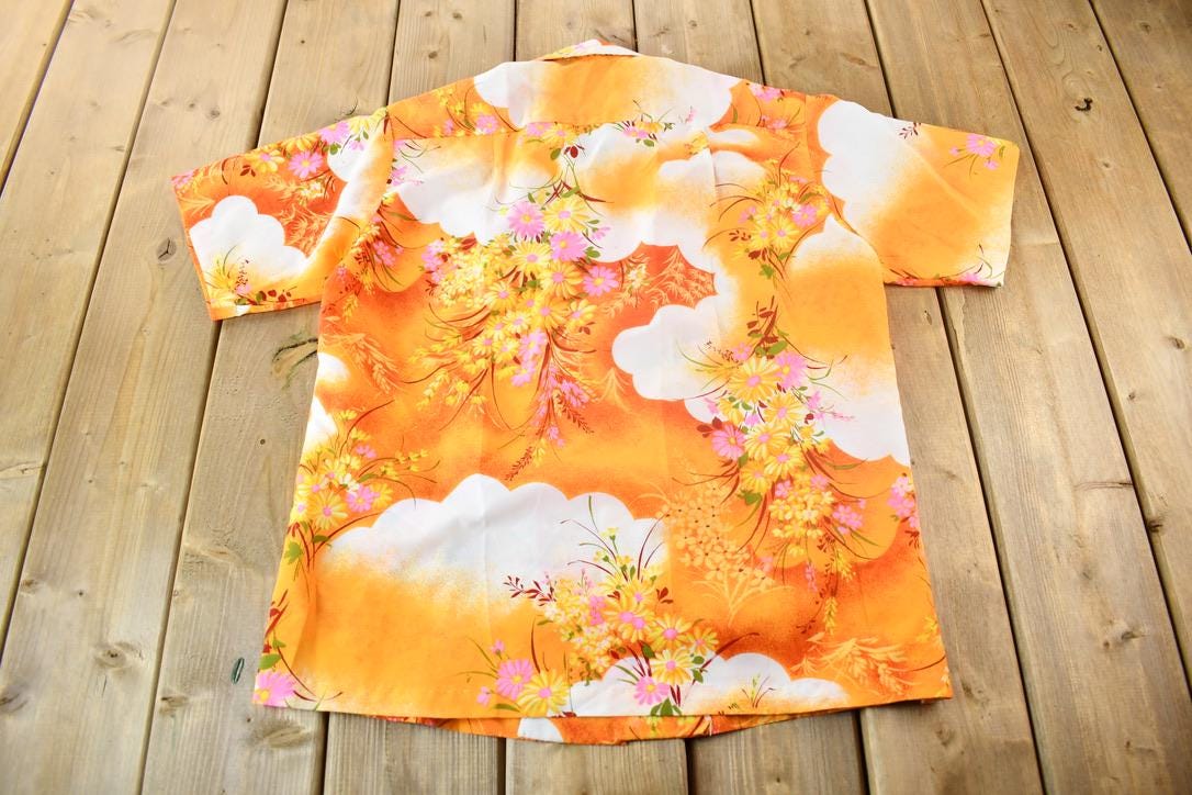 Vintage 1980s Tropicana Hawaii Beach Theme Button Up Shirt