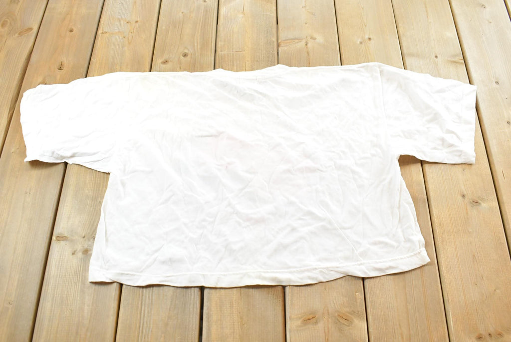 Vintage 1990s Hawaii Flowers Cropped T-Shirt Mens L  Promotional  Travel Souvenir Vacation  Streetwear  Nature