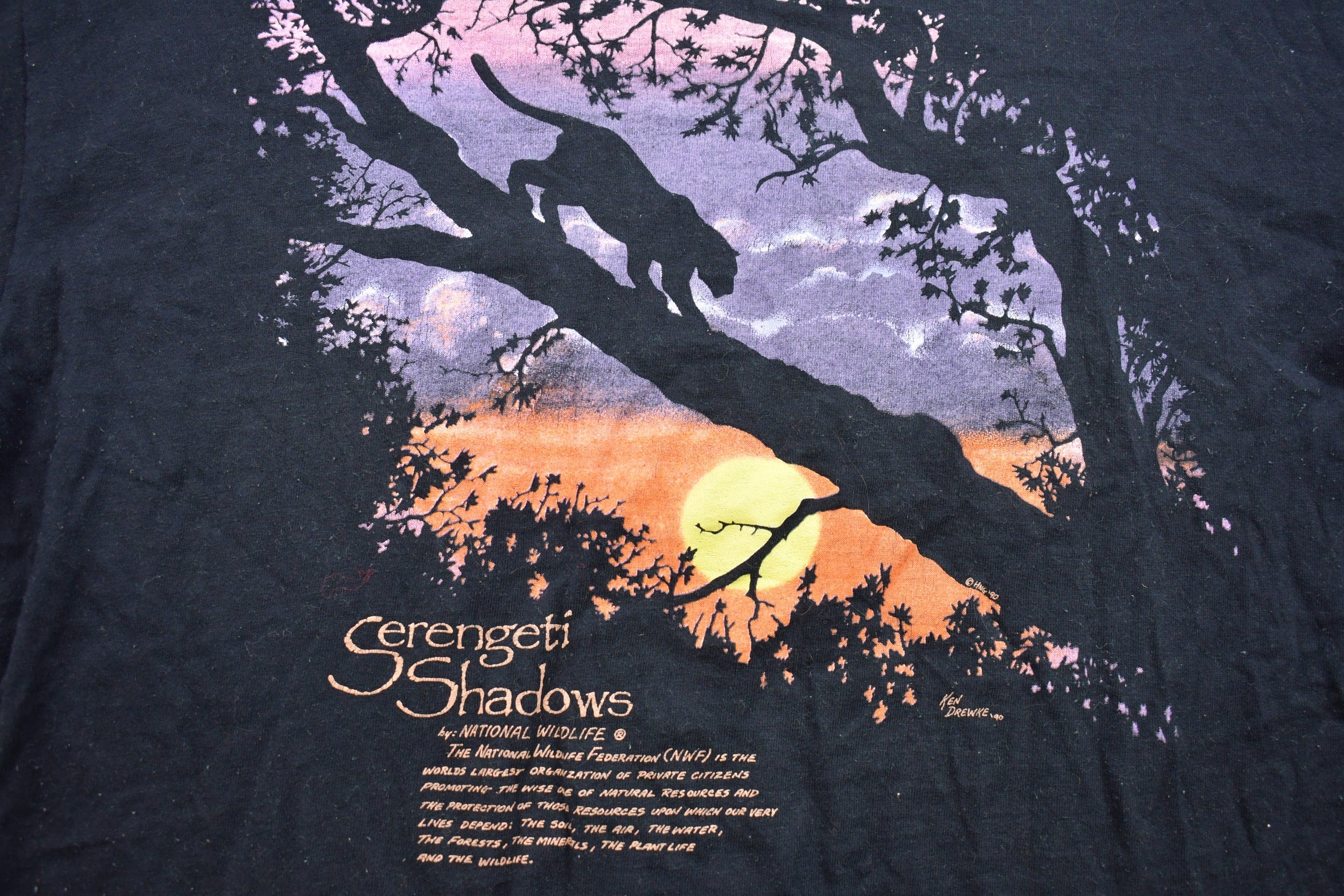Vintage 1990 Serengeti Shadows Graphic T Shirt