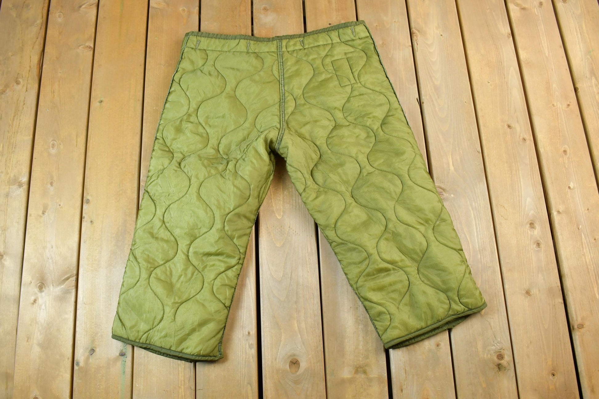 Vintage 1990s Army Green Liner Pants Size 40 x 32 / Streetwear / Army Pants / Military Pant's / Vintage Cargos / Made In