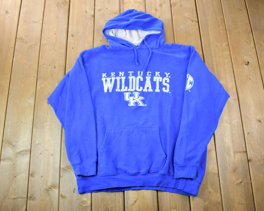 Vintage 1990s Kentucky Wildcats University Collegiate Hoodie / Embroidered / NCAA Sweatshirt / Sportswear / Americana