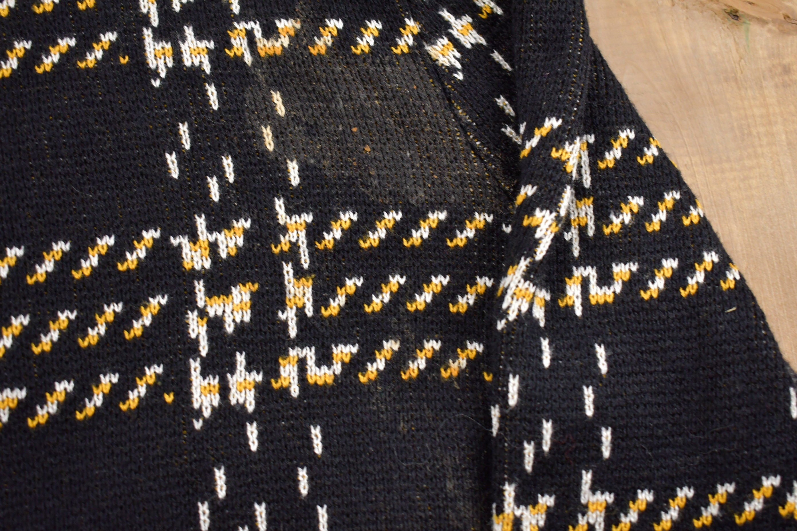 Vintage 1990s Knitted Sweater