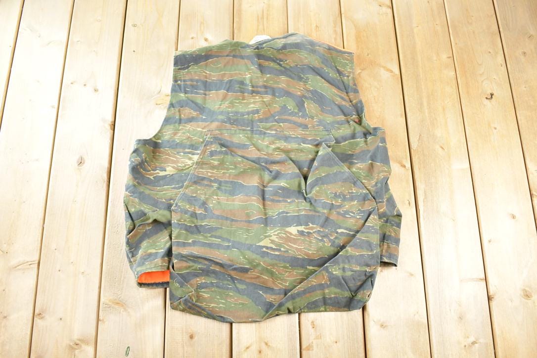Vintage 1980s Clarkfield Outdoors Woodland Camo Hunters Vest Men's L