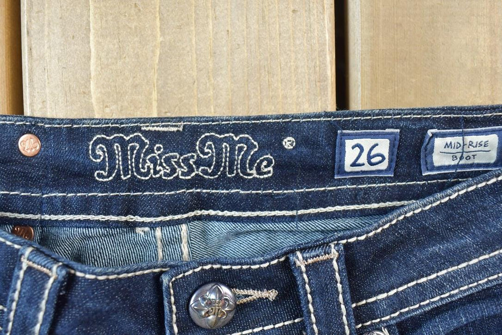 Vintage Y2K Miss Me Bedazzled Low Rise Jeans Size 26x31