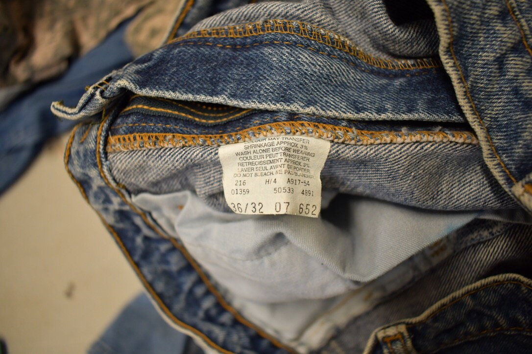 Vintage 1990s Levi's Jeans Size 36x32