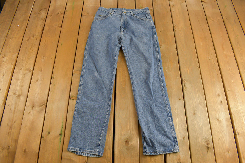 Vintage 1990s Wrangler Light Wash Relaxed Tapered Jeans