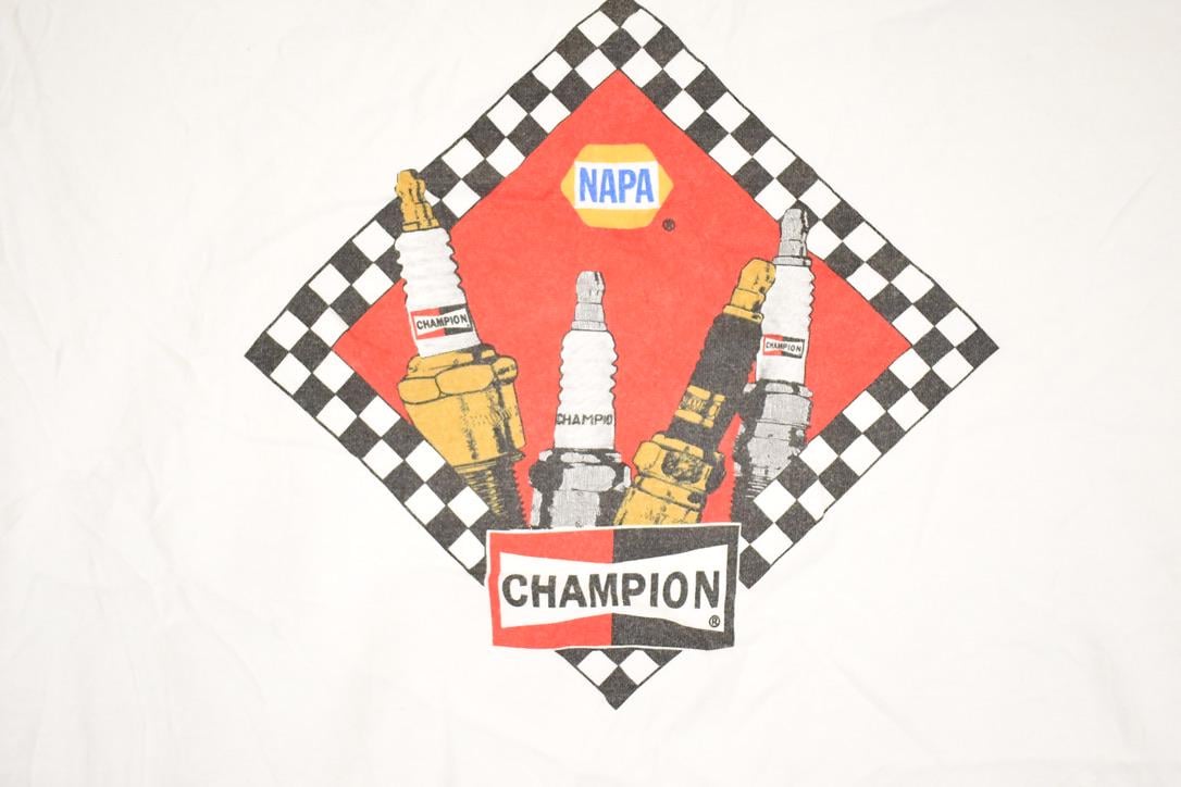 Vintage 1990s Napa Delta Champion Spark Plugs Souvenir Automotive T-Shirt Men's L