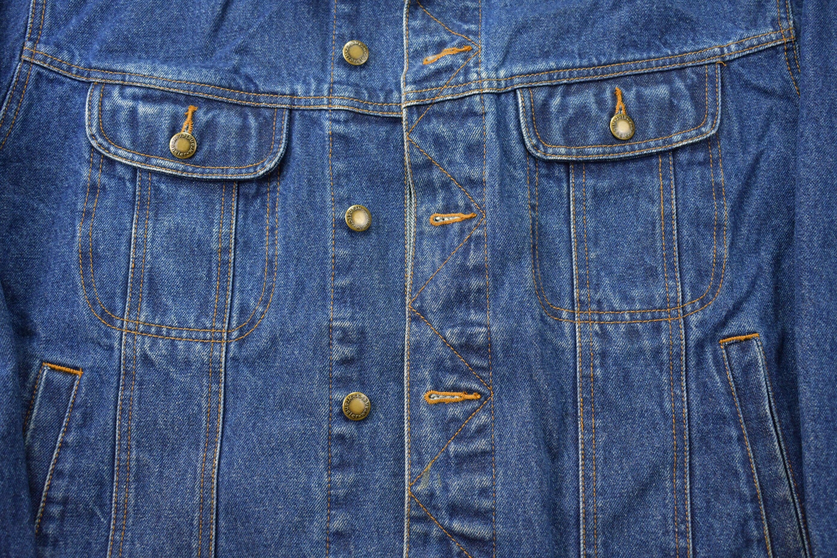 Vintage 1990s Wrangler Rugged Wear Denim Jean Jacket