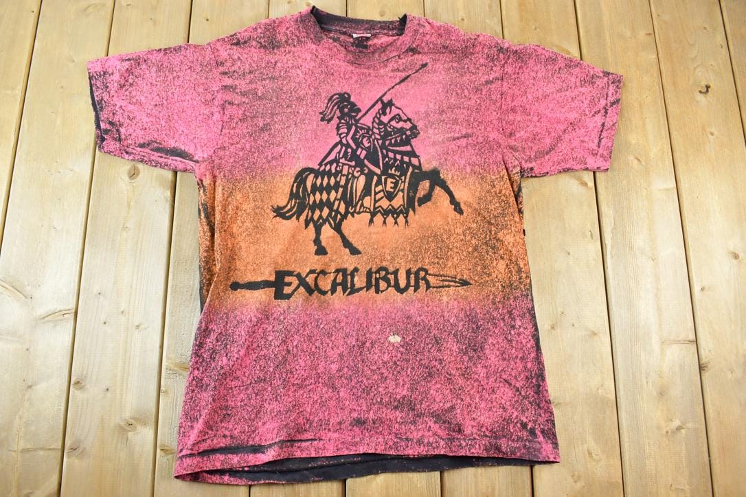 Vintage 1990s Excalibur Souvenir Single Stitch Graphic Print T-Shirt