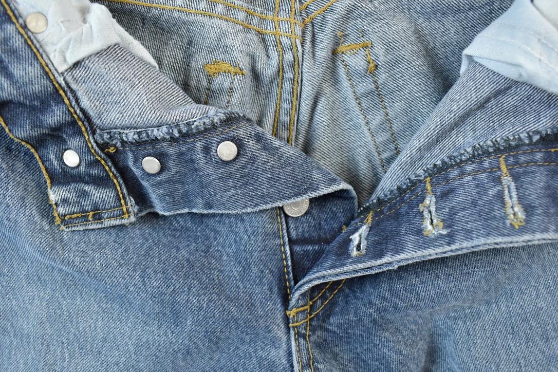 Vintage 1990s Guess Jeans Size 26