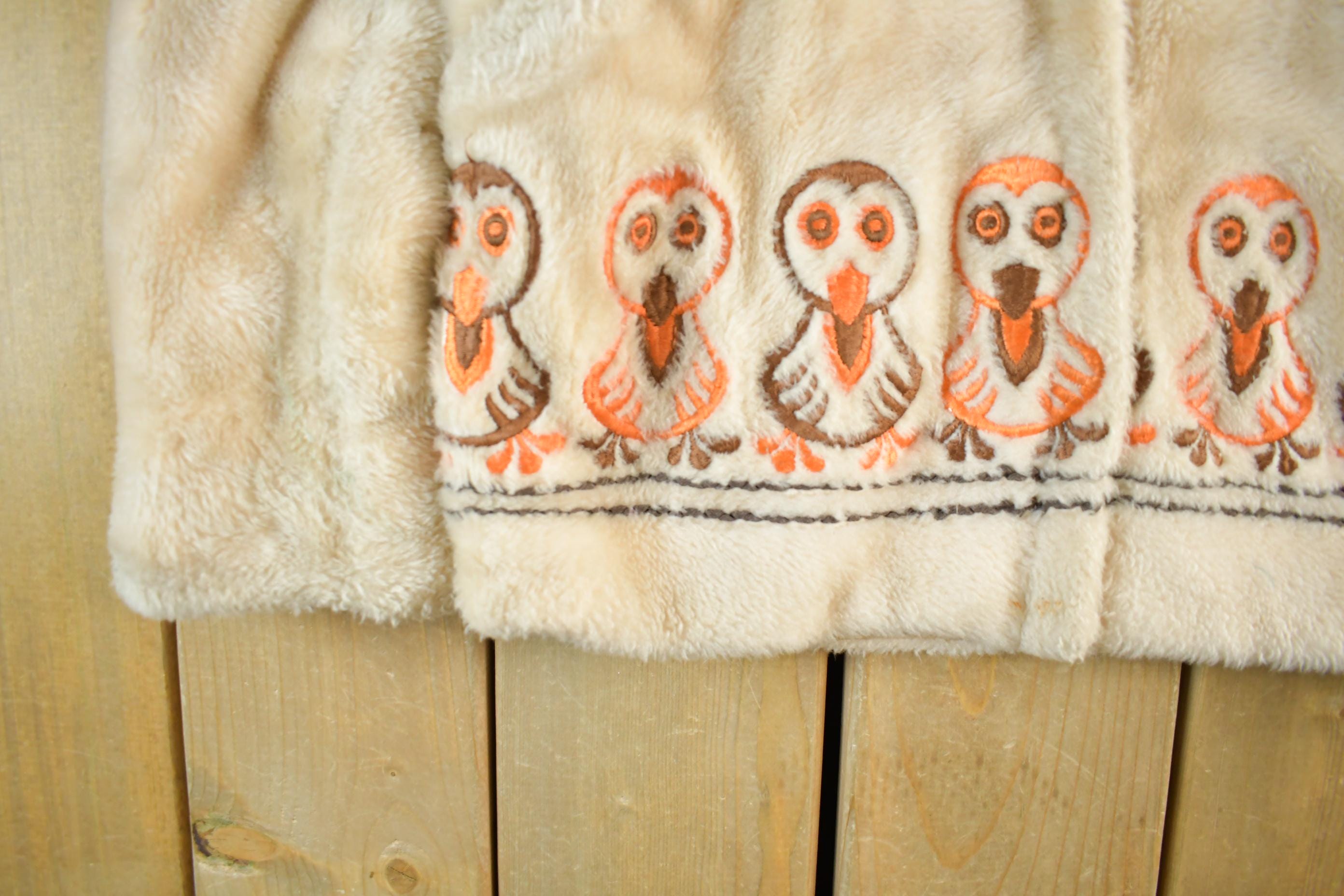 Vintage 1960s Lydia Fashions Tribal Art Fur Hooded Coat Women's M-L