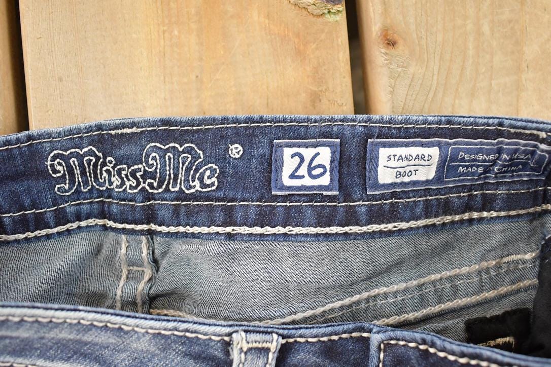 Vintage Deadstock Y2K Miss Me Bedazzled Low Rise Jeans Women's Size 26x31
