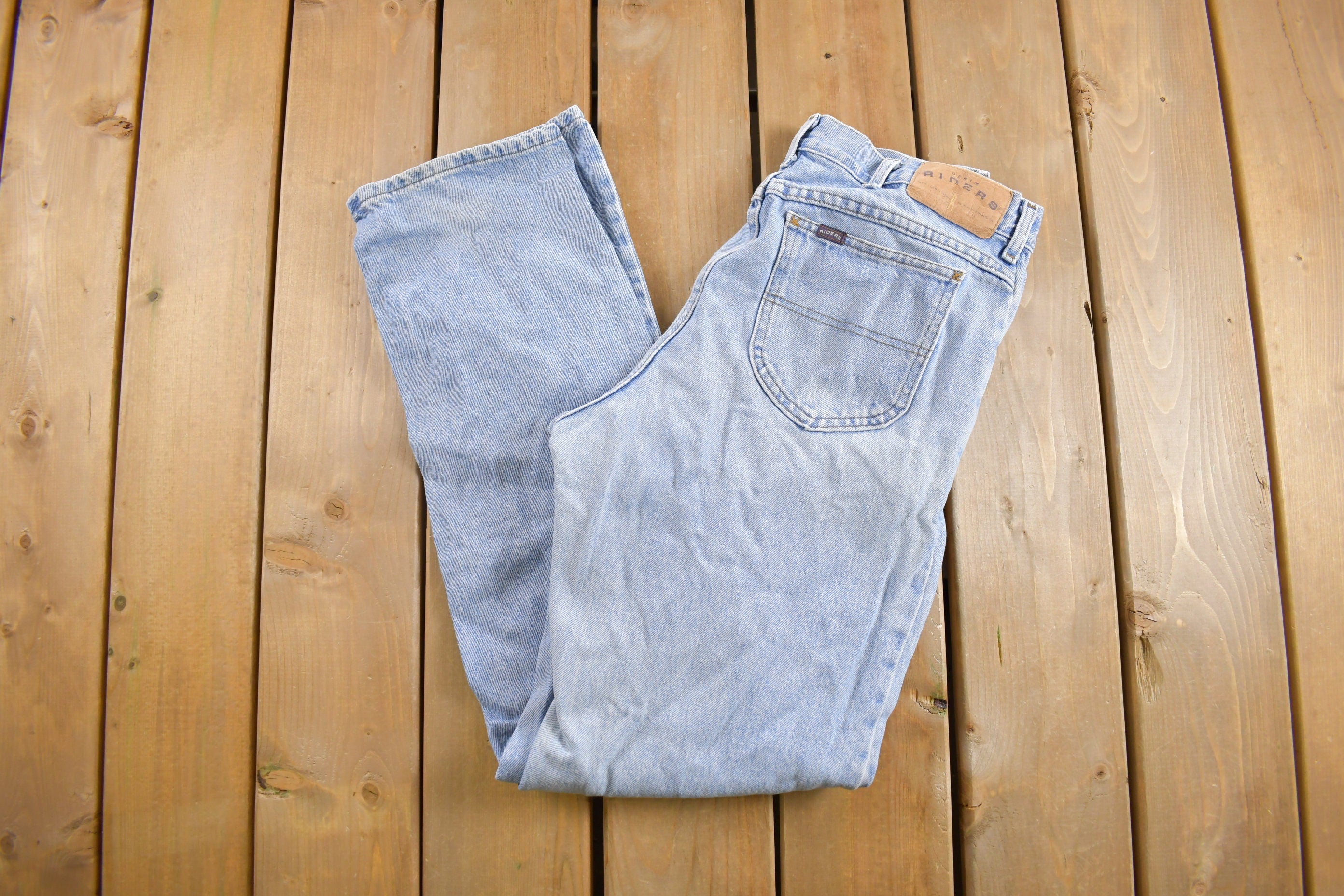 Vintage 1990s Riders Light Wash Relaxed Fit Jeans Size 32 x 32.5