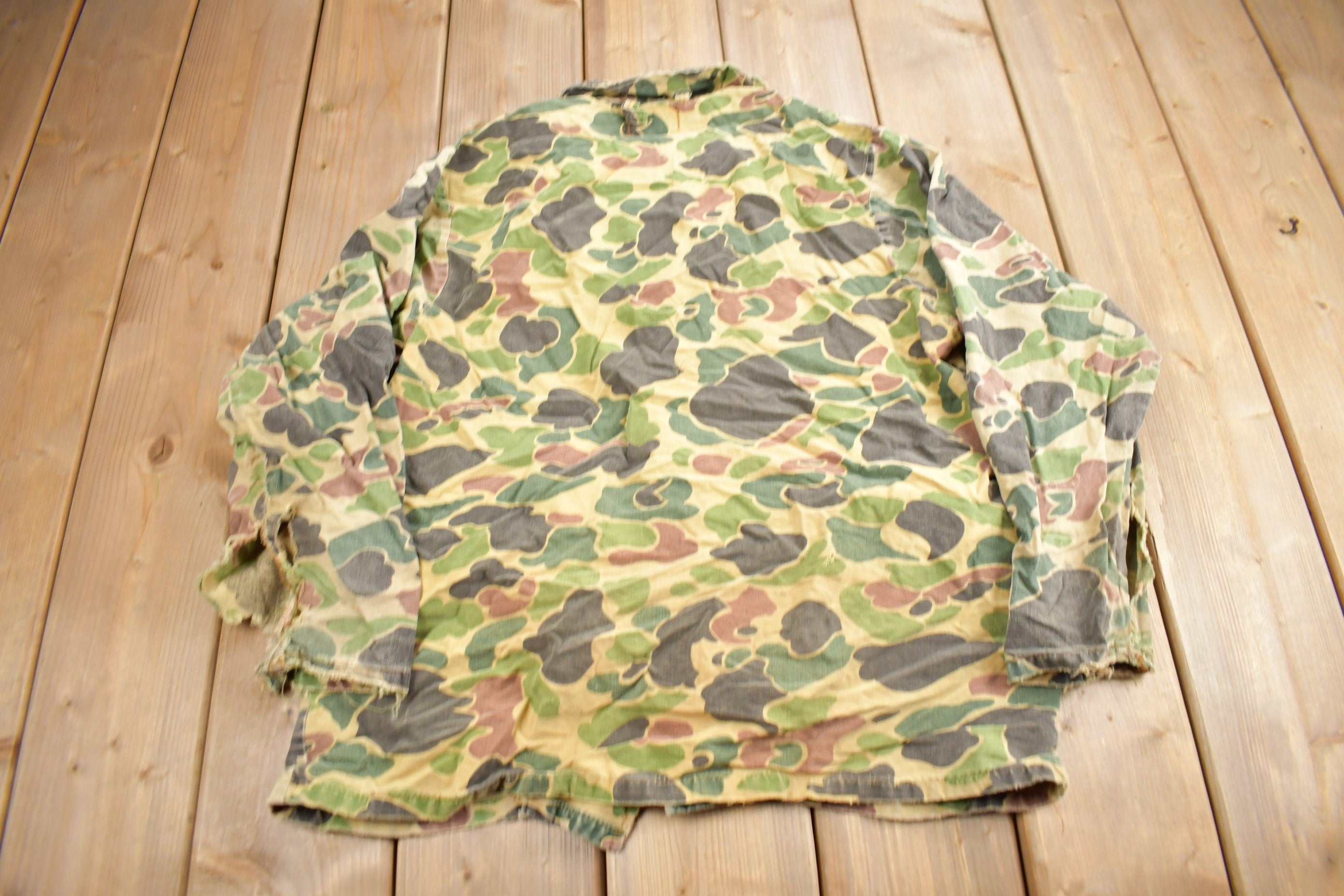 Vintage 1970s Saf T Bak Duck Camo Button Up