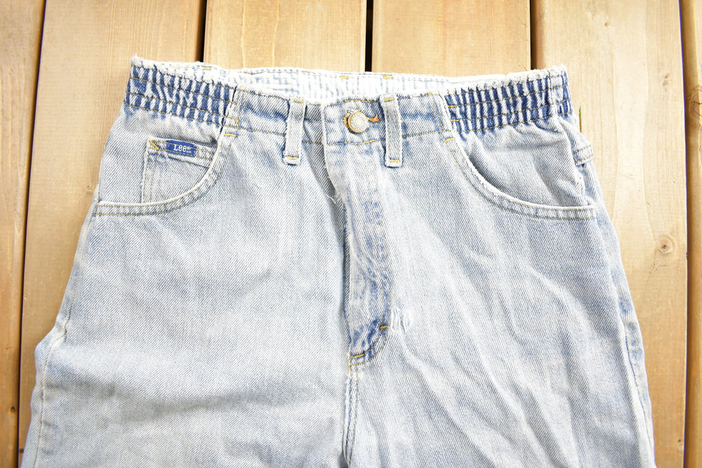 Vintage 1990s Lee Light Wash Denim Jeans 29 - 31 x 26.5 / Vintage Denim / Distressed Jeans / Streetwear Fashion / Vintage Pants