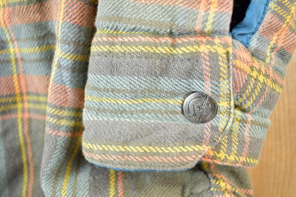 Vintage 1990s Woolrich Plaid Lined Flannel Button Up Shirt Mens M