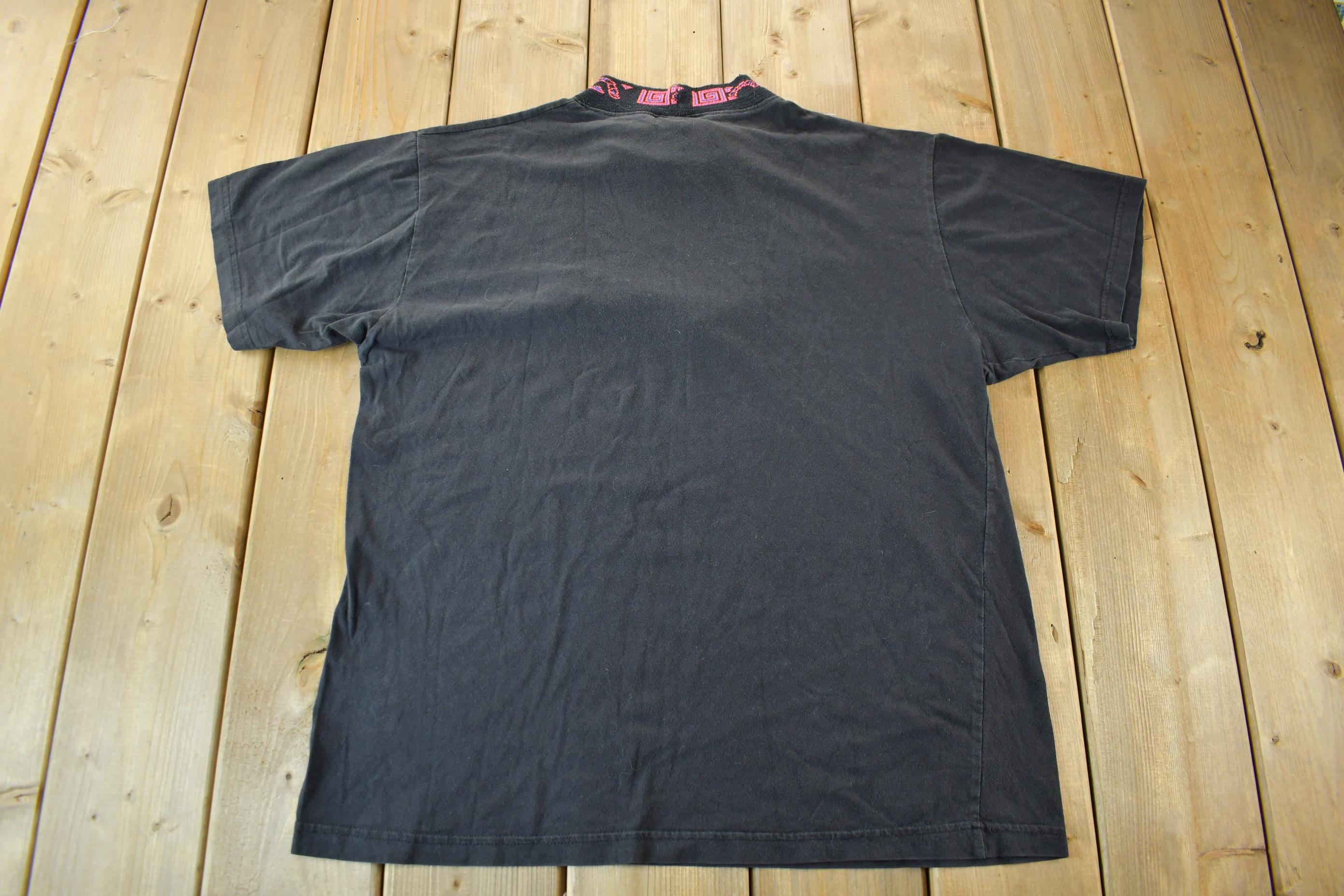 Vintage 1990s Instinct Club Surfwear T-Shirt