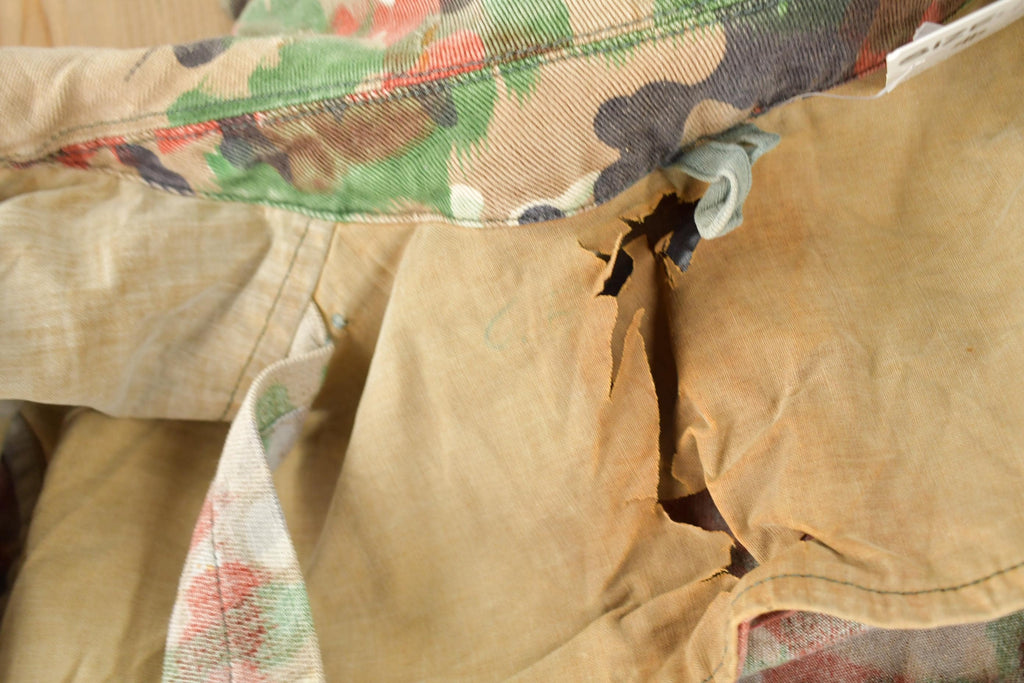 Vintage 1990s Swiss Military Alpenflage Camo Hooded Jacket