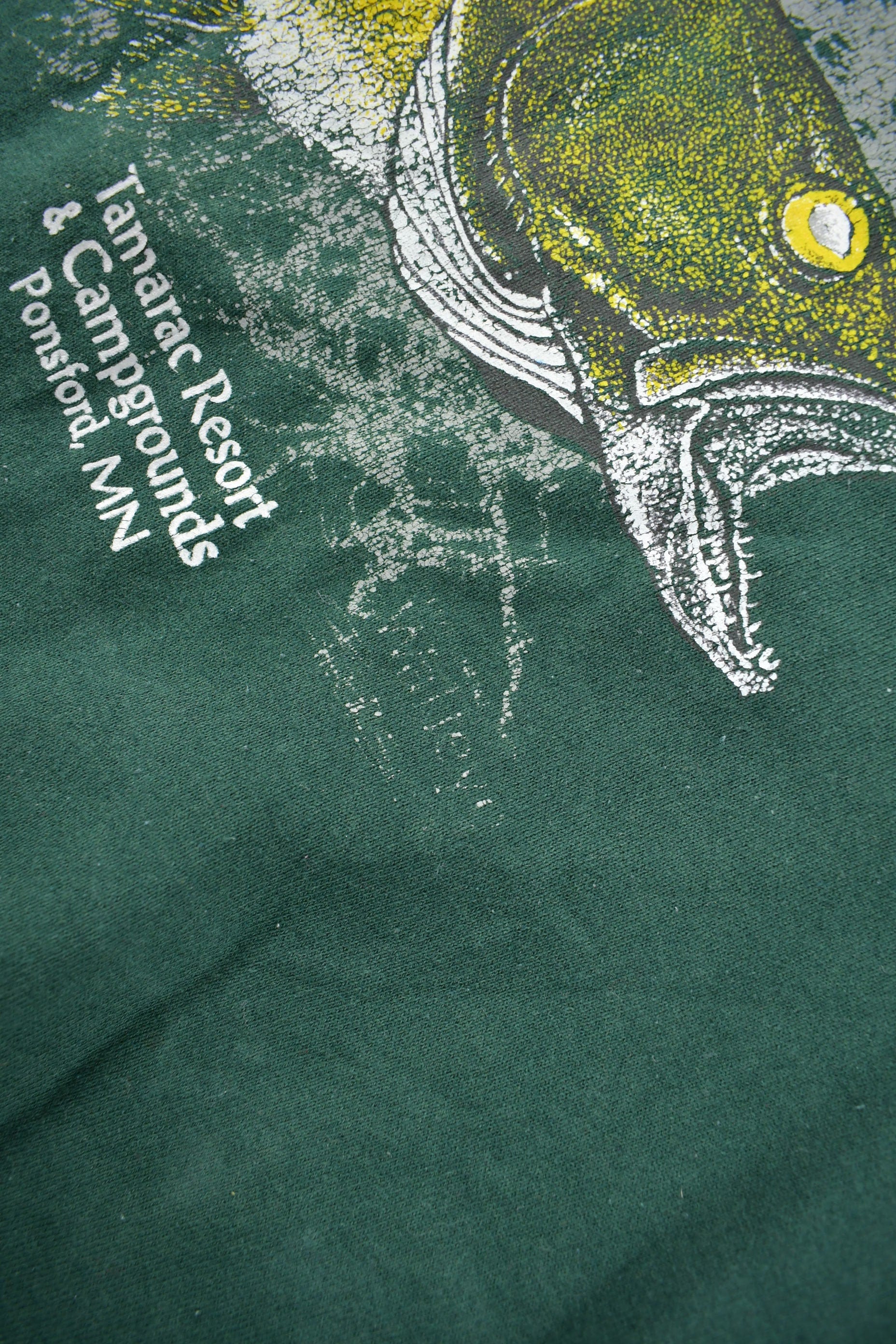 Vintage 1990s Minnesota Madness Walleye Fishing Graphic Crewneck Sweatshirt Made In USA