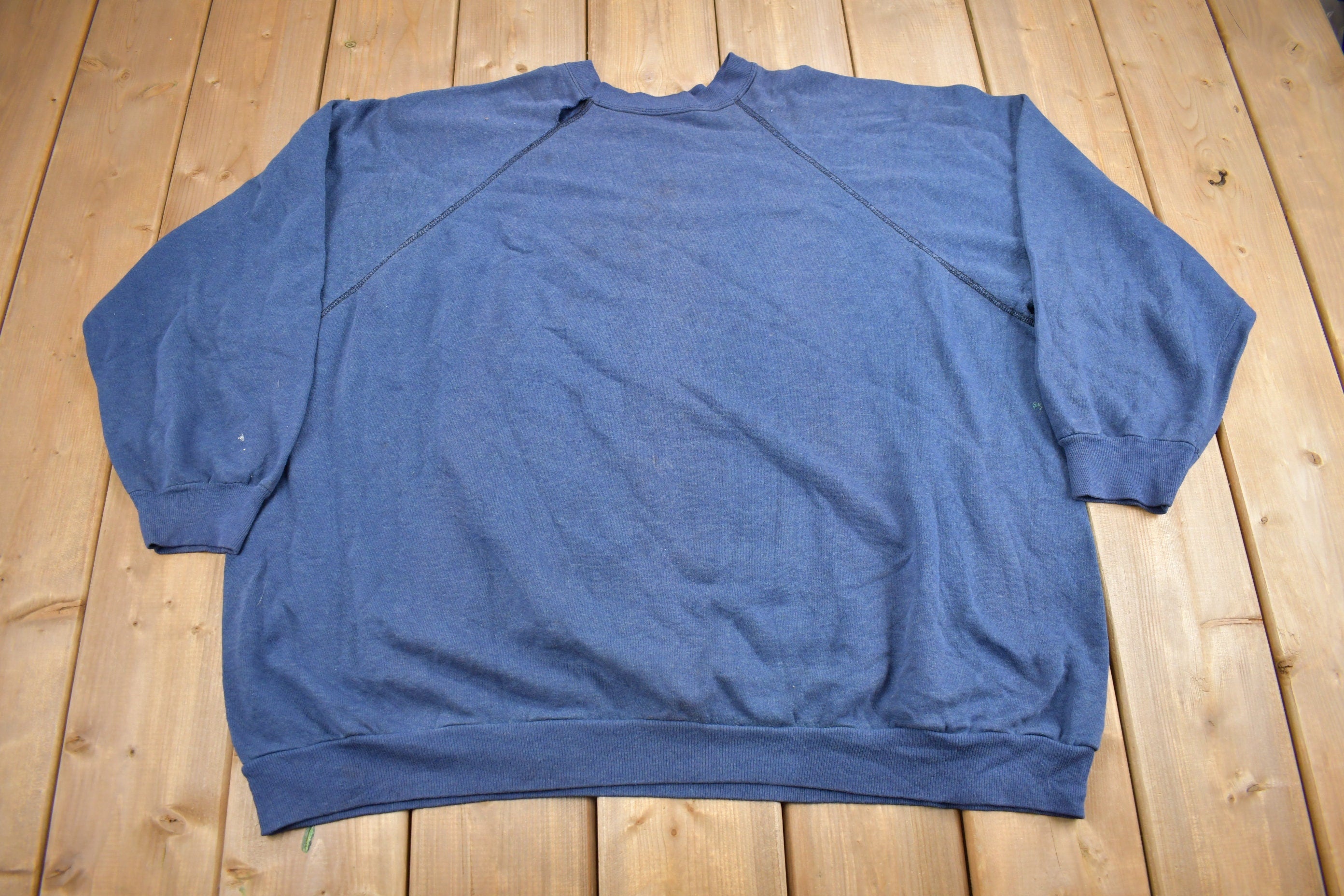 Vintage 1980s Distressed Blank Raglan Crewneck Sweatshirt