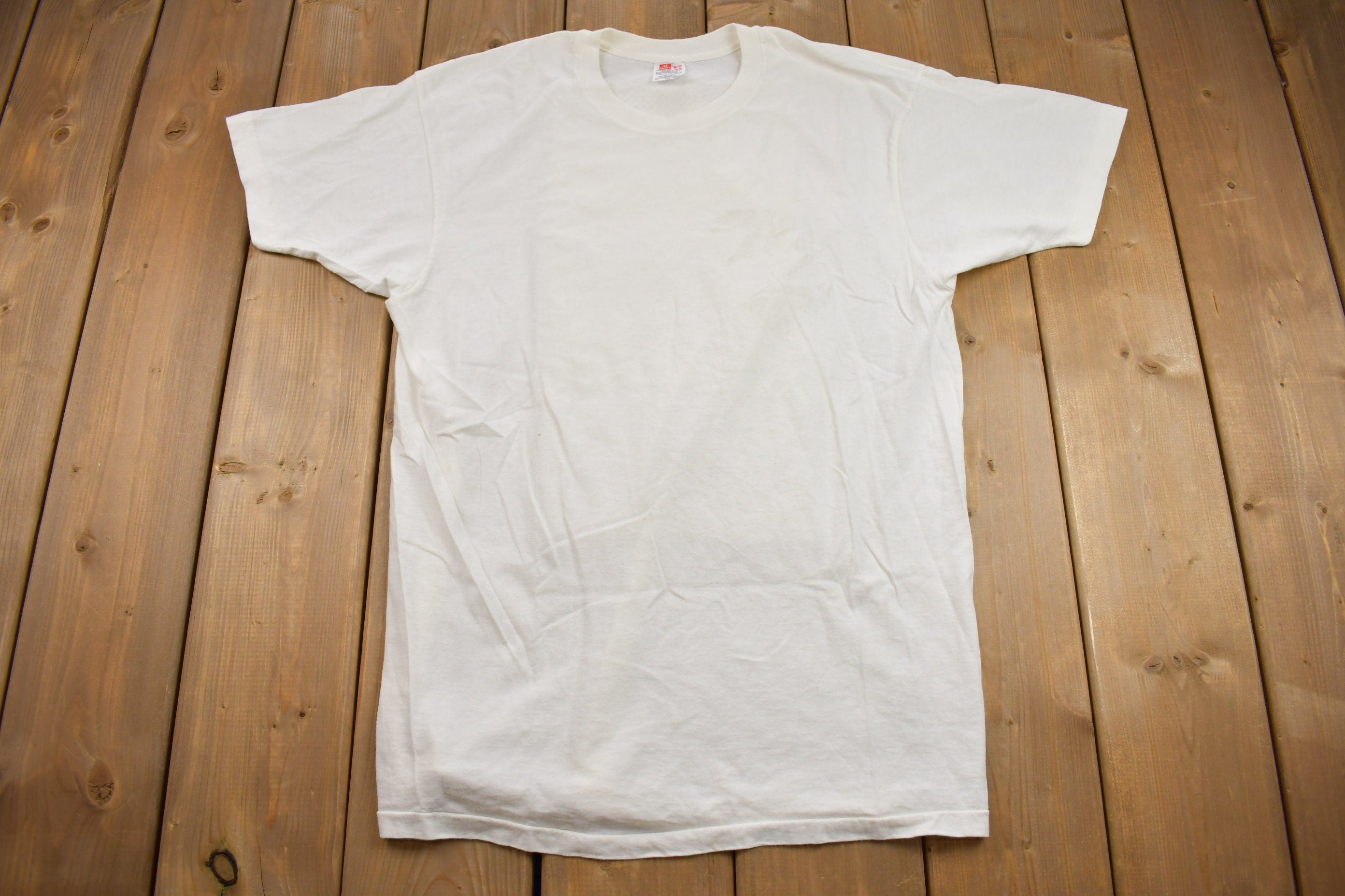 Vintage 1990s Hanes Blank White T-Shirt