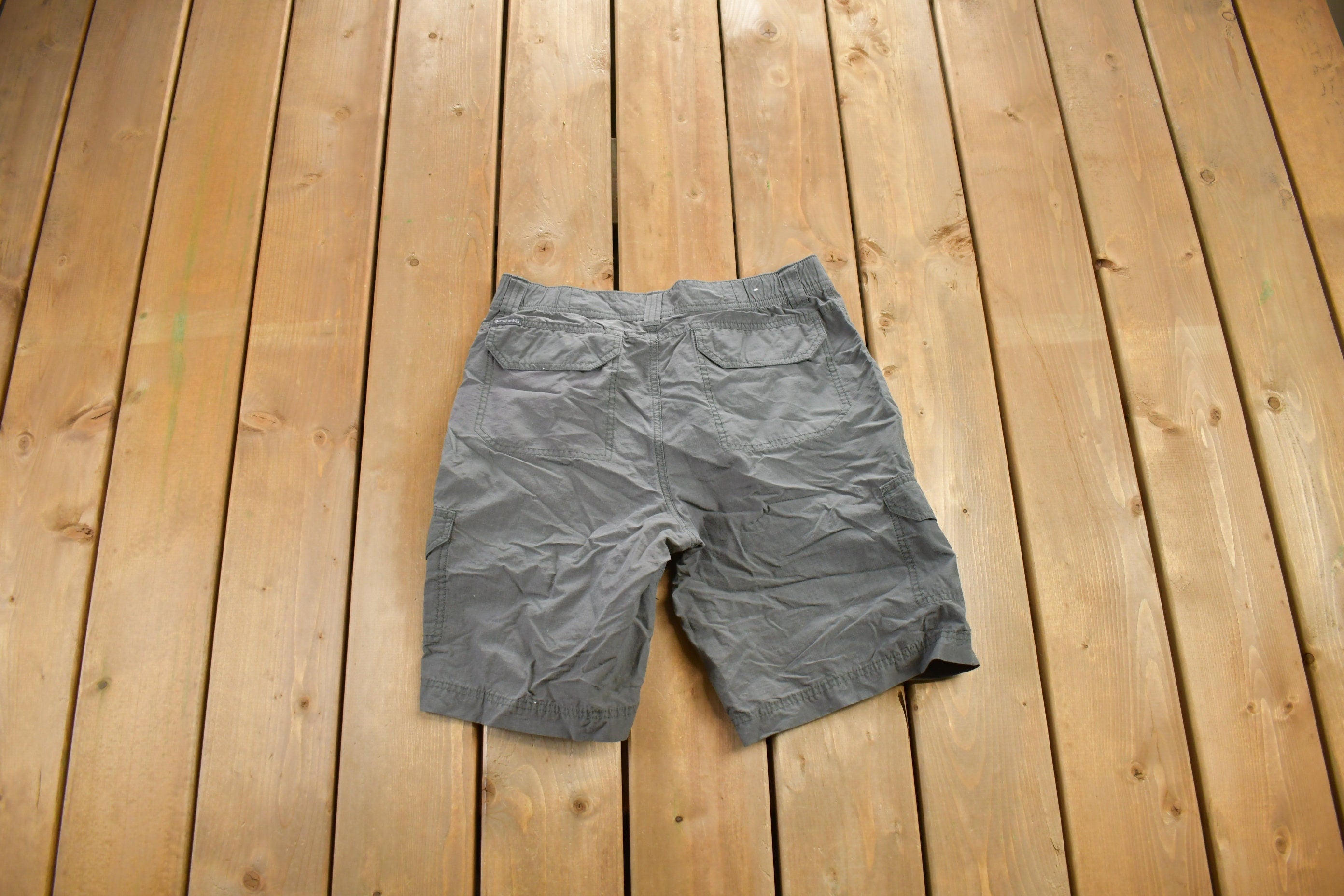 Vintage 1990s Columbia Canvas Shorts Size 32x8