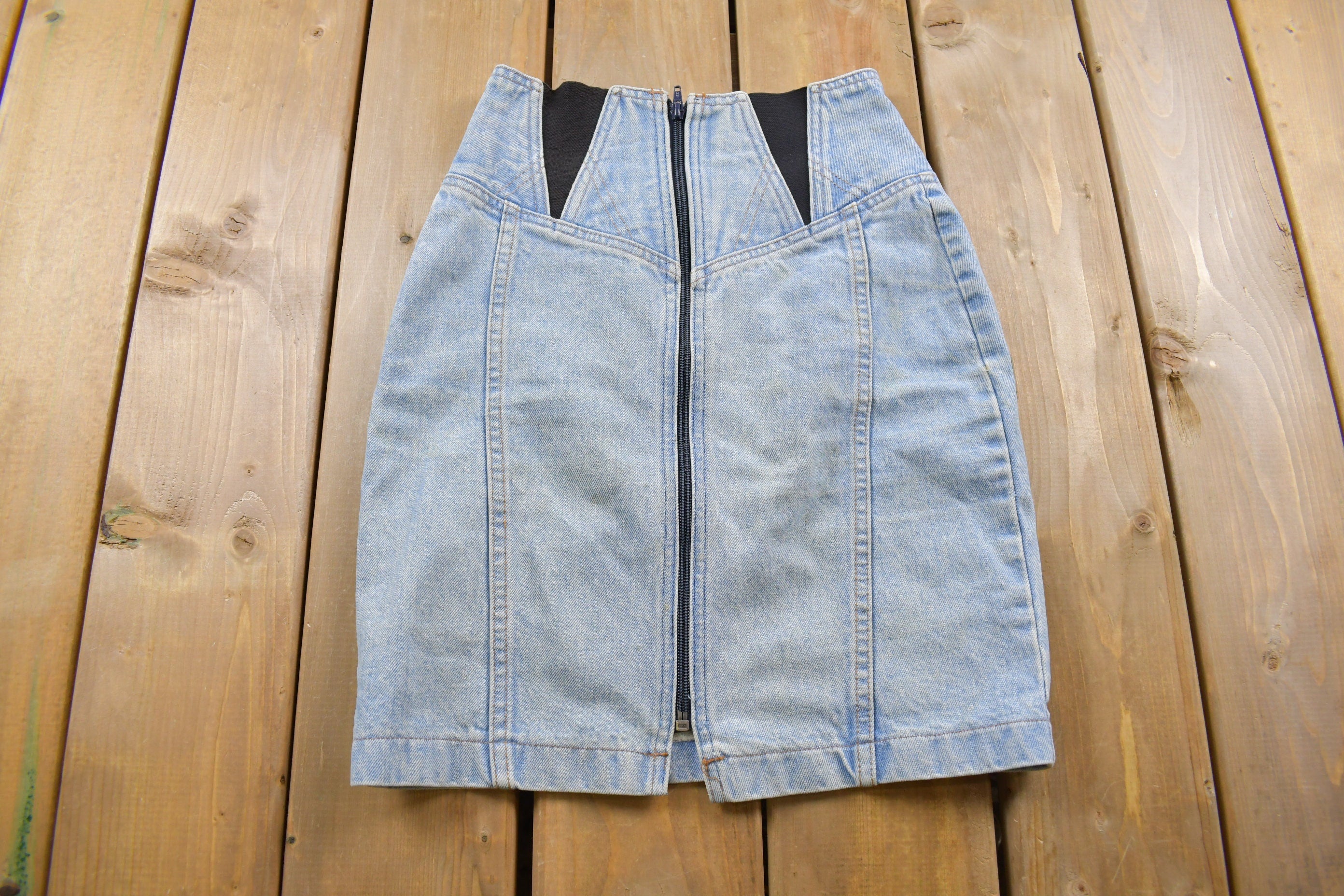 Vintage 1990s Denim Stretch Waist Mini Skirt Size 24 x 19