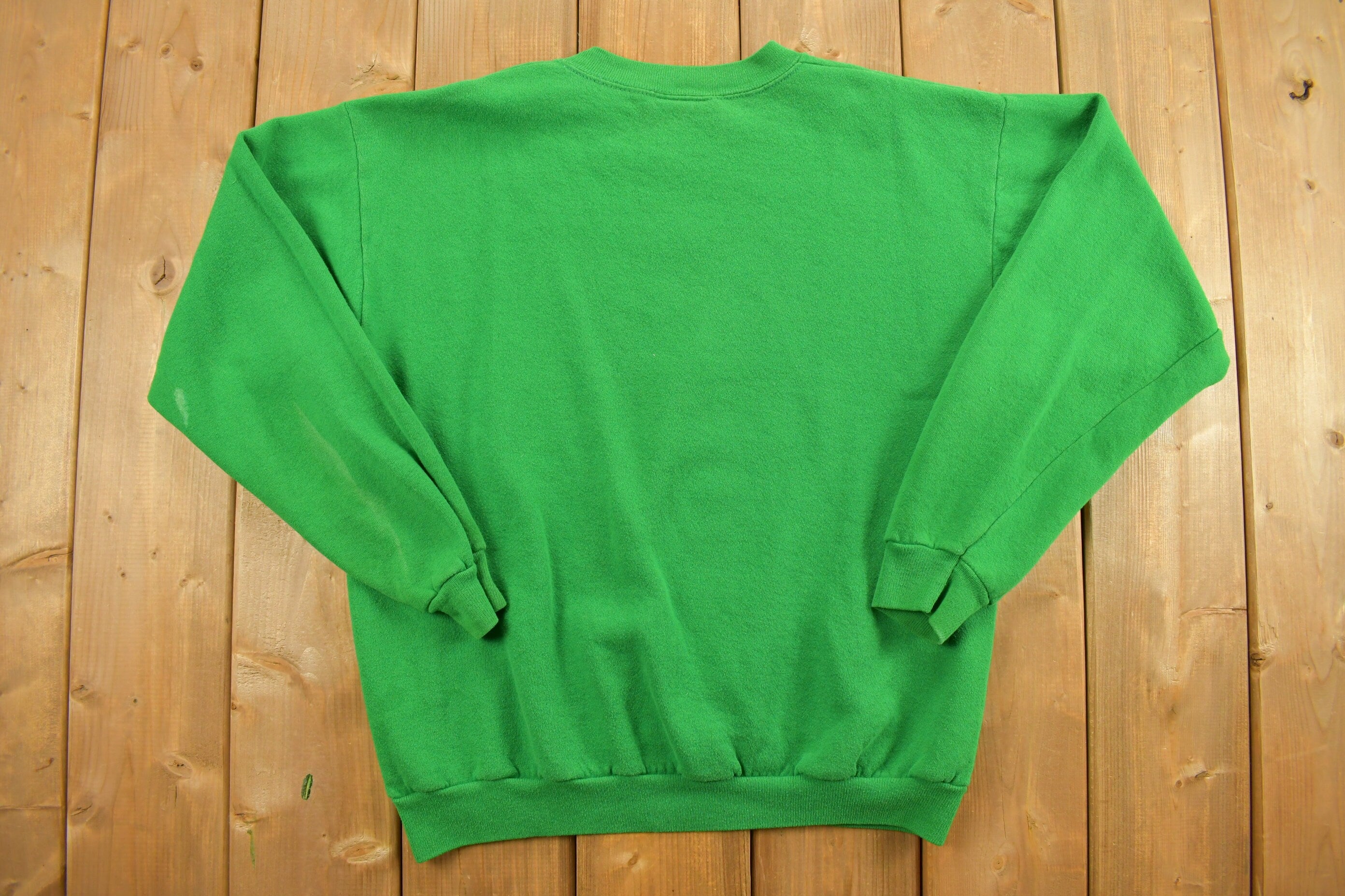 Vintage 1990s Green Cross Christmas Theme Crewneck Sweatshirt