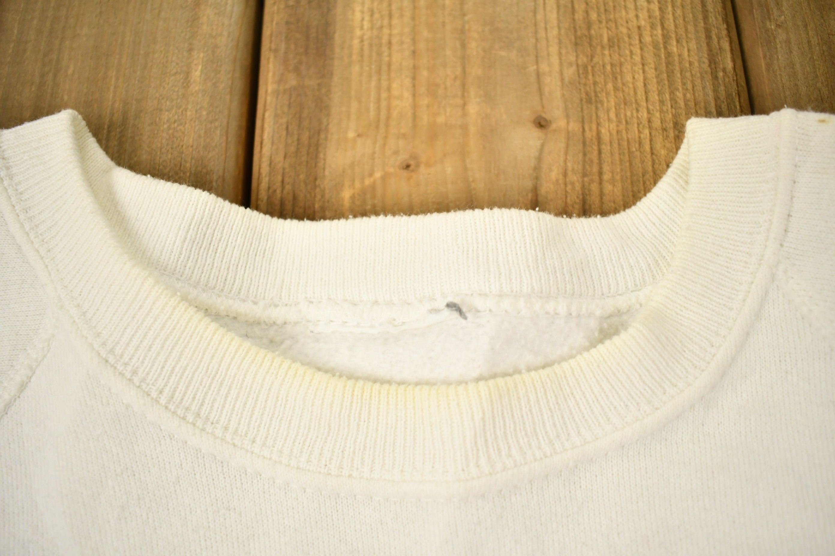 Vintage 1980s Cedar Hills School Raglan Crewneck Sweatshirt