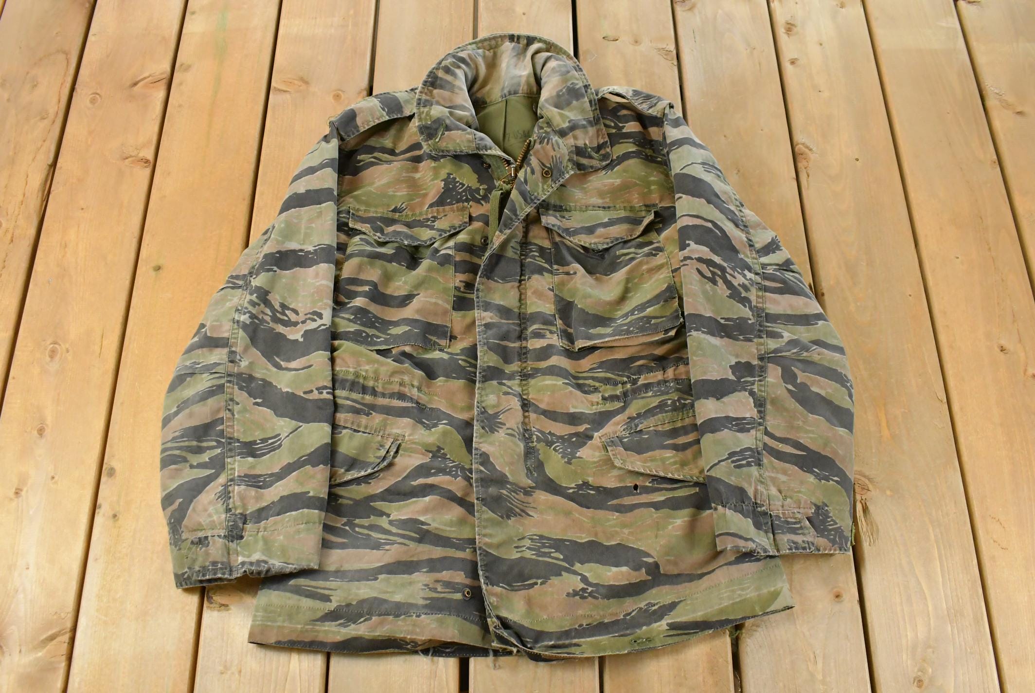 Vintage 1980s Tiger Camo Military Jacket Men's Small