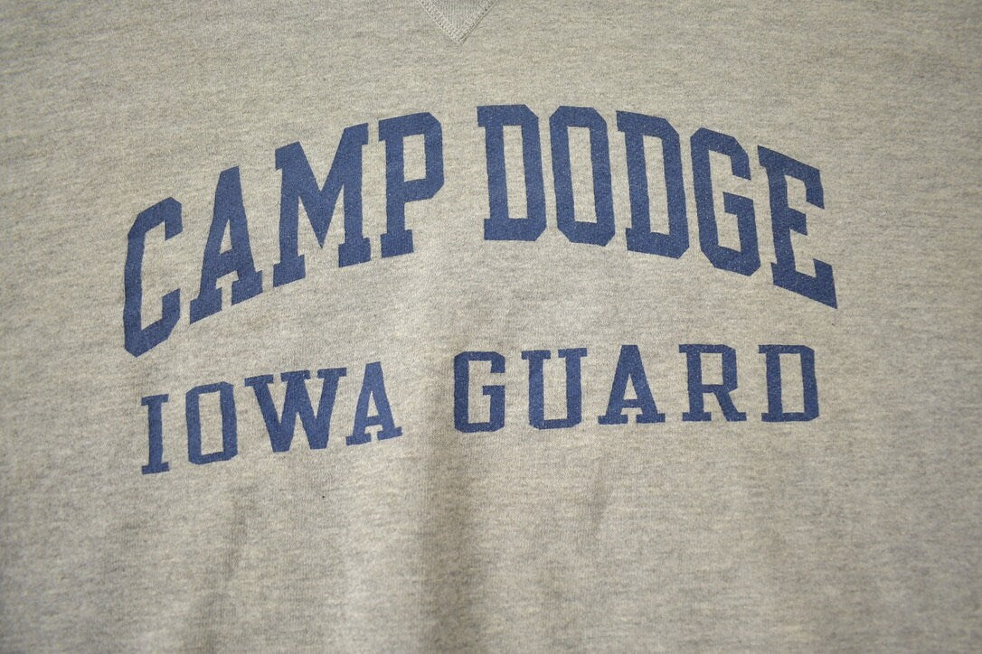 Vintage 1990s Camp Dodge Iowa Guard Souvenir Crewneck Sweatshirt