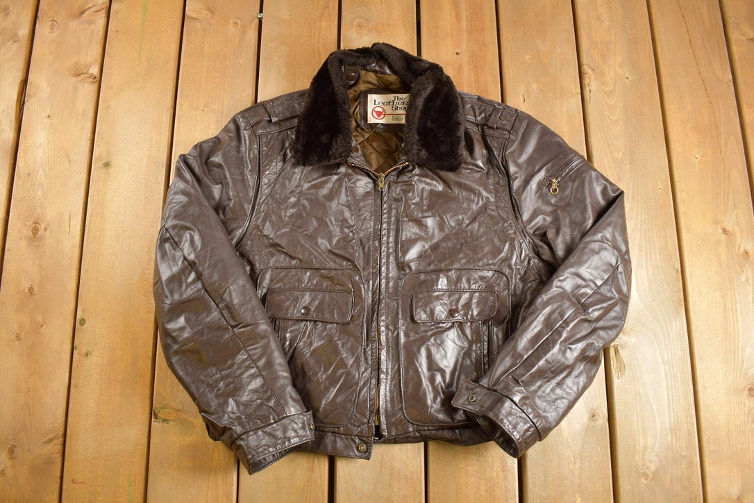 Vintage 1980s Sears The Leather Shop Leather Fur Shearling Collar Jacket