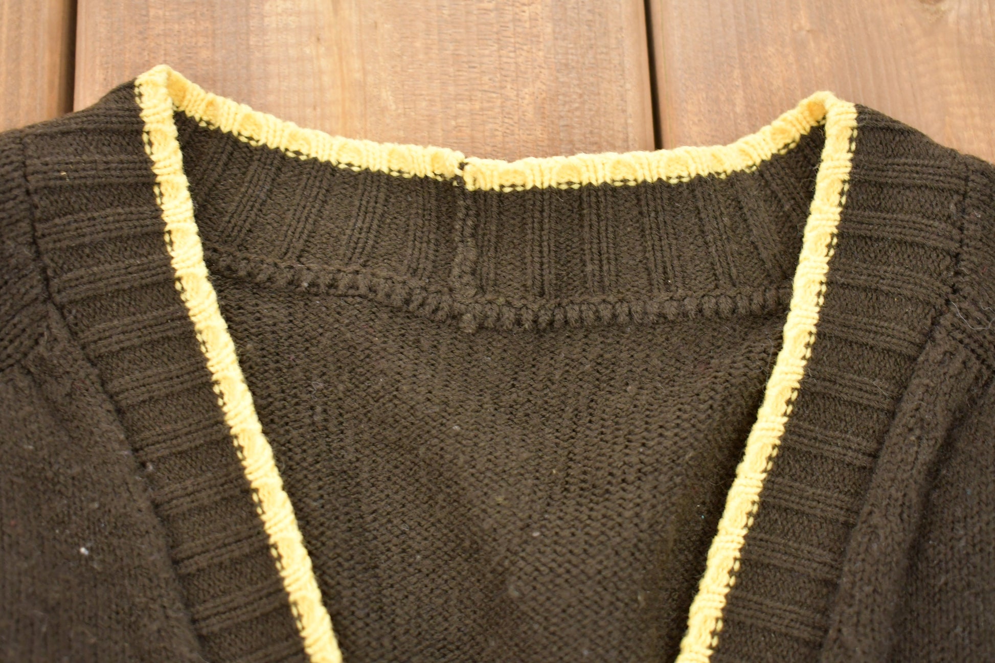 Vintage 1960s Knitted Cardigan Sweater