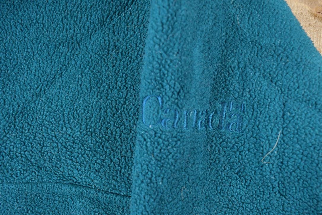 Vintage 1990s Canada Bear Country Fleece Sweater