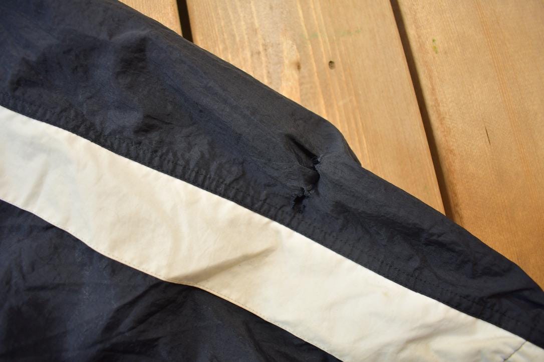 Vintage 1990s Nike Red Tab Back Spellout Windbreaker Jacket - XXL