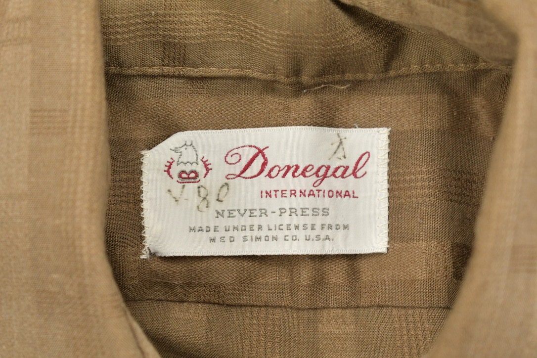 Vintage 1980s Donegal Button Up Shirt / 1990's Button Up / Vintage Shirt / Casual Wear / Workwear / Pattern Button Up / Made In USA