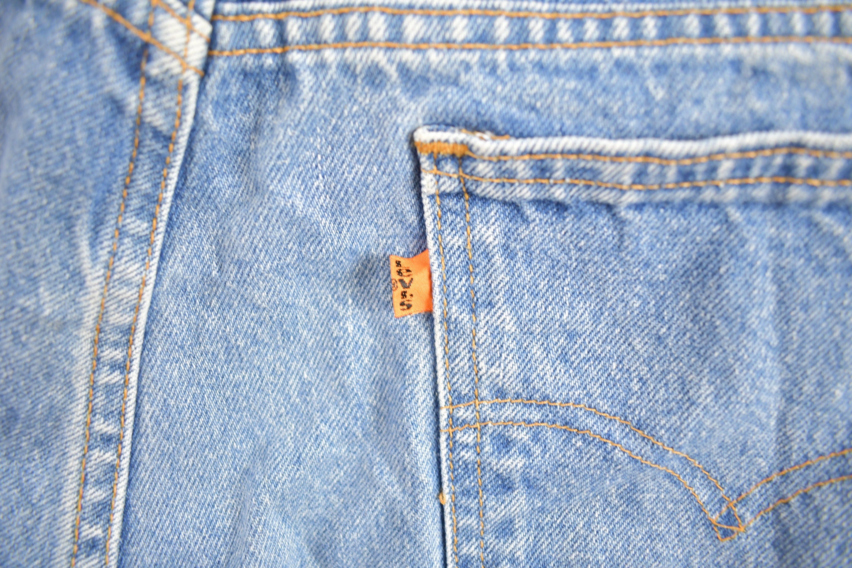 Vintage 1990s Levi's 505 Orange Tab Jeans Size 32 x 32