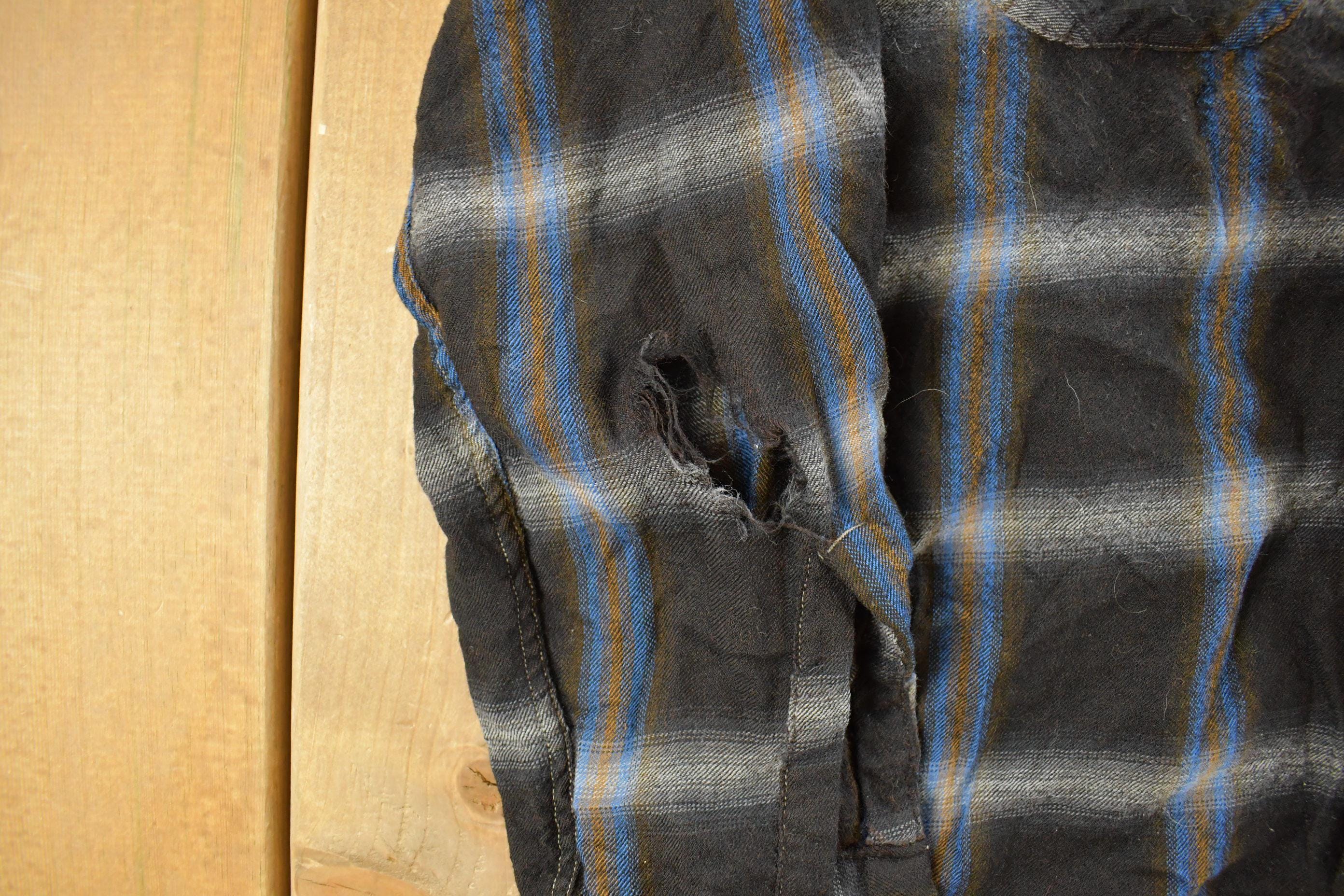Vintage 1980s Distressed BVD Lanerossi Plaid Wool Flannel Button Up Shirt Men's M