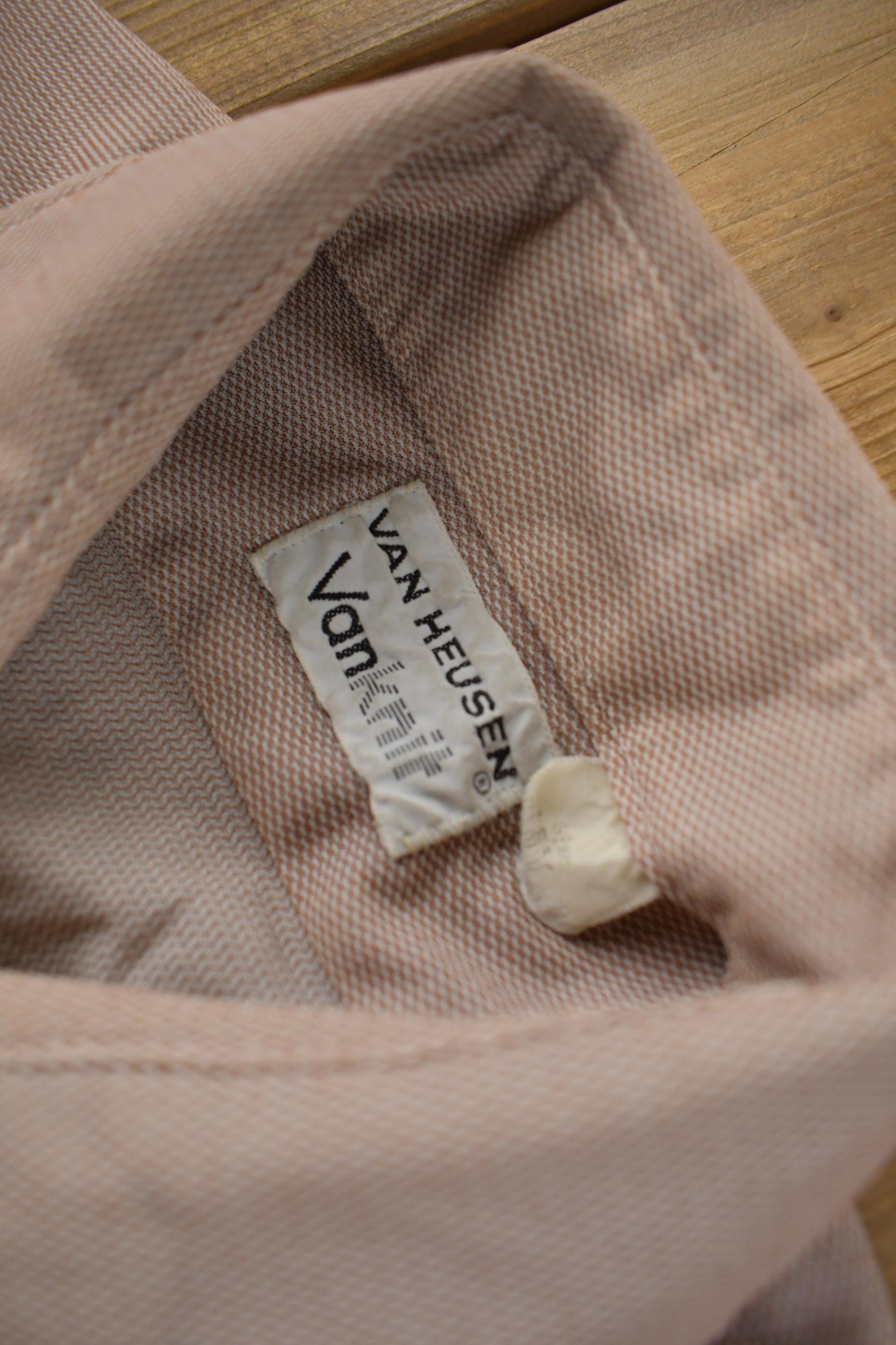 Vintage 1980s Van Heusen Short Sleeve Button Up Shirt