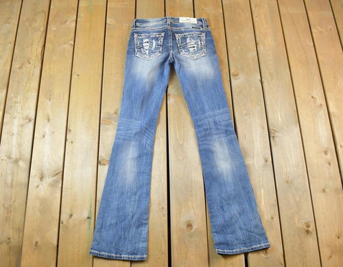 Vintage Y2K Miss Me Bedazzled Low Rise Jeans Size 26x31 / Boot Cut Jeans / Y2K Style / Embroidered Jeans / 2000s / Contrast Stitching