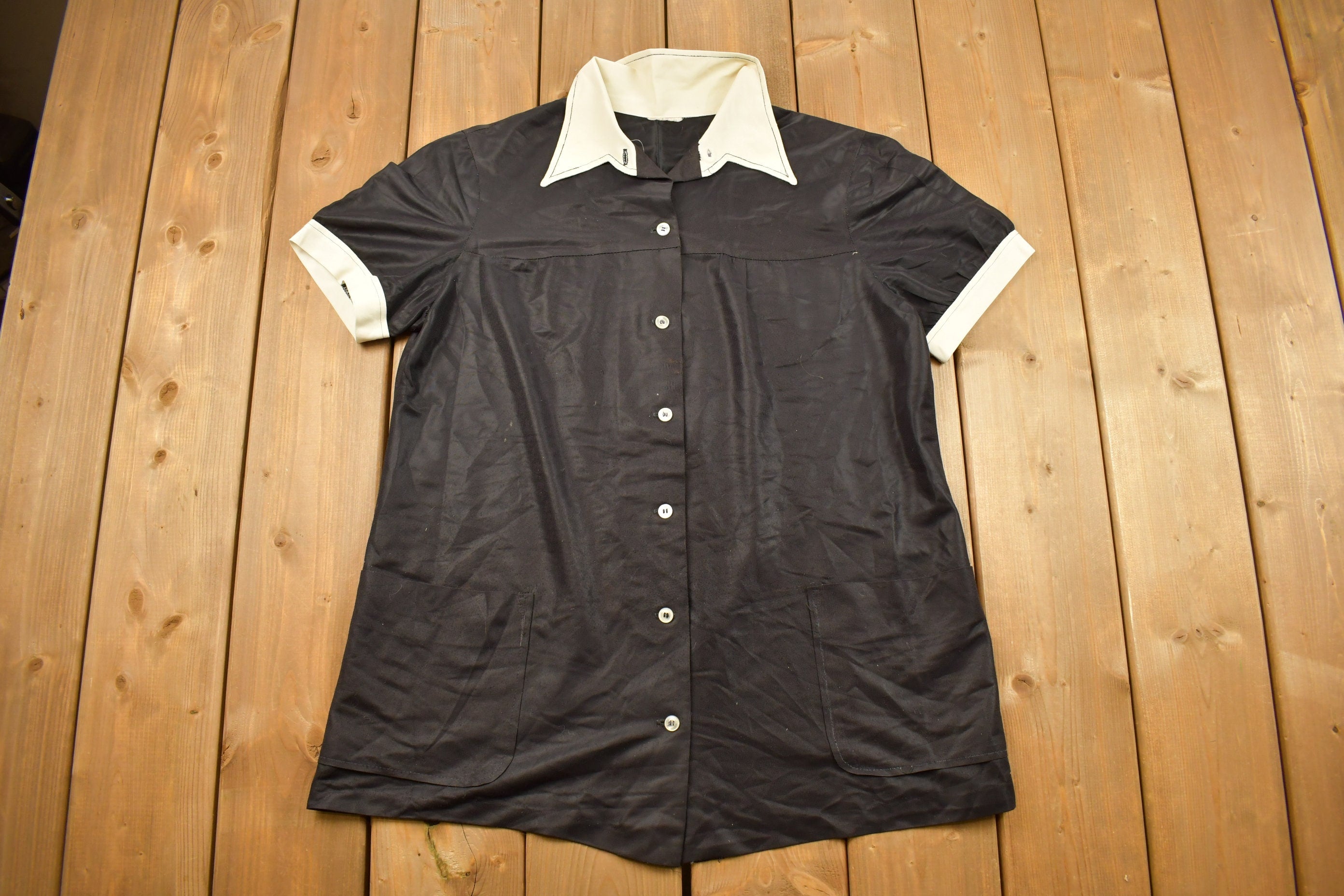 Vintage 1970s Blank Black and White Bowling Button Up Shirt  1990s Button Up  Vintage Flannel  Basic Button Up