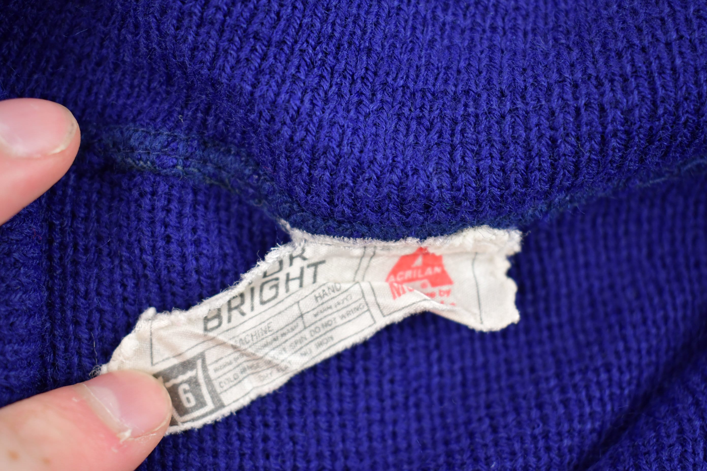 Vintage 80s Knitted Sweater