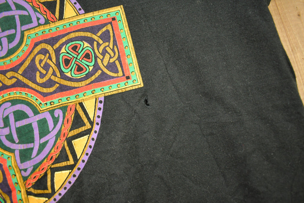 Vintage 1990s Mosaic Cross Graphic T Shirt