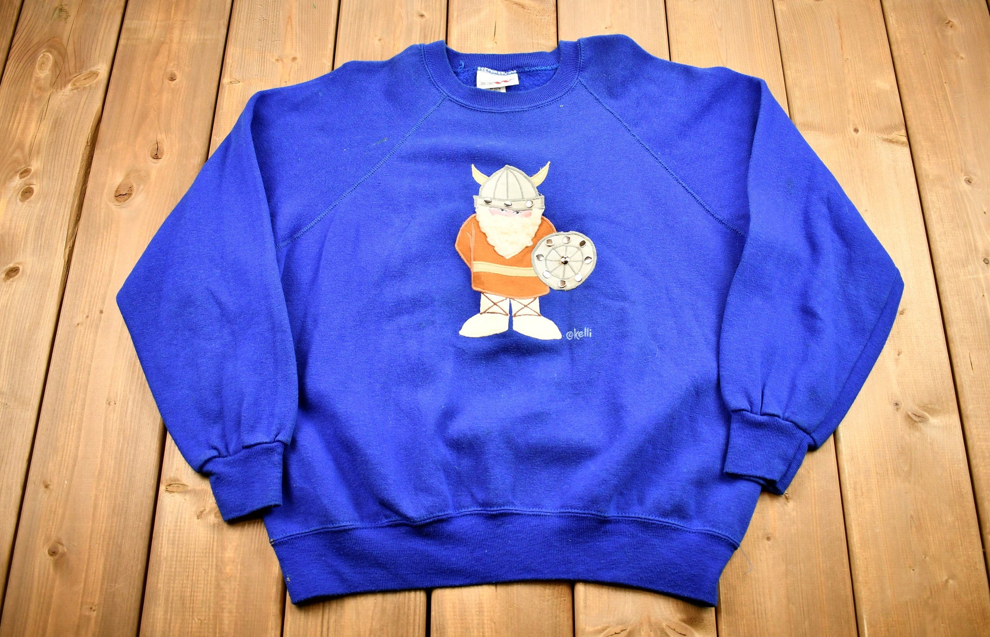 Vintage 1980s Viking Graphic Raglan Crewneck / Cartoon Character Sweatshirt / Made In USA / Pullover Sweatshirt / Streetwear